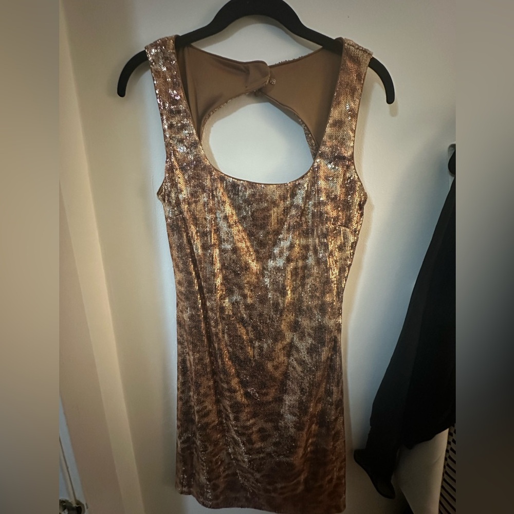 NWT Vintage Gold Sequin Animal Print Cheetah Caché Minidress Open Back